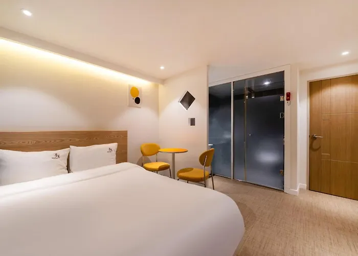 Hotel Suyeong Bomnal