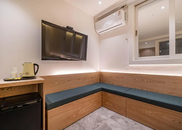 Hotel Suyeong Bomnal